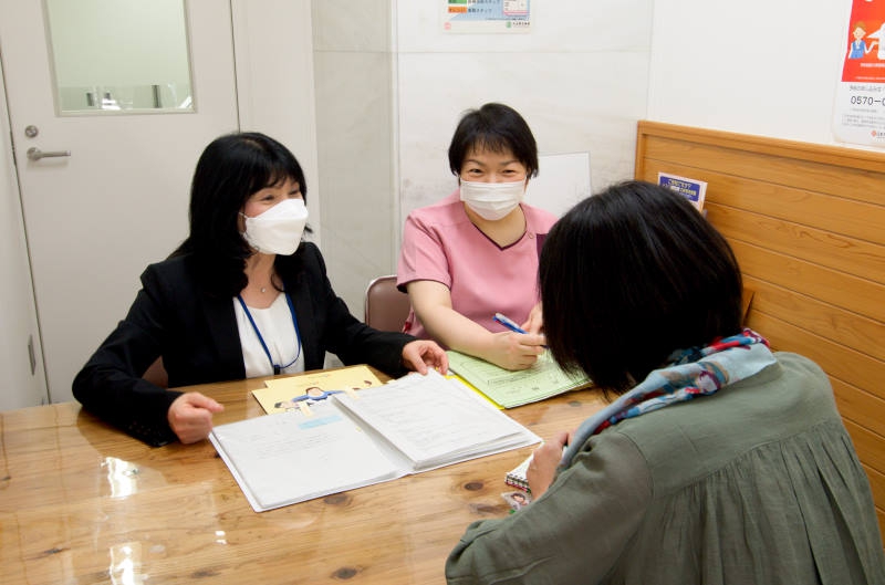 写真：就労支援相談の様子