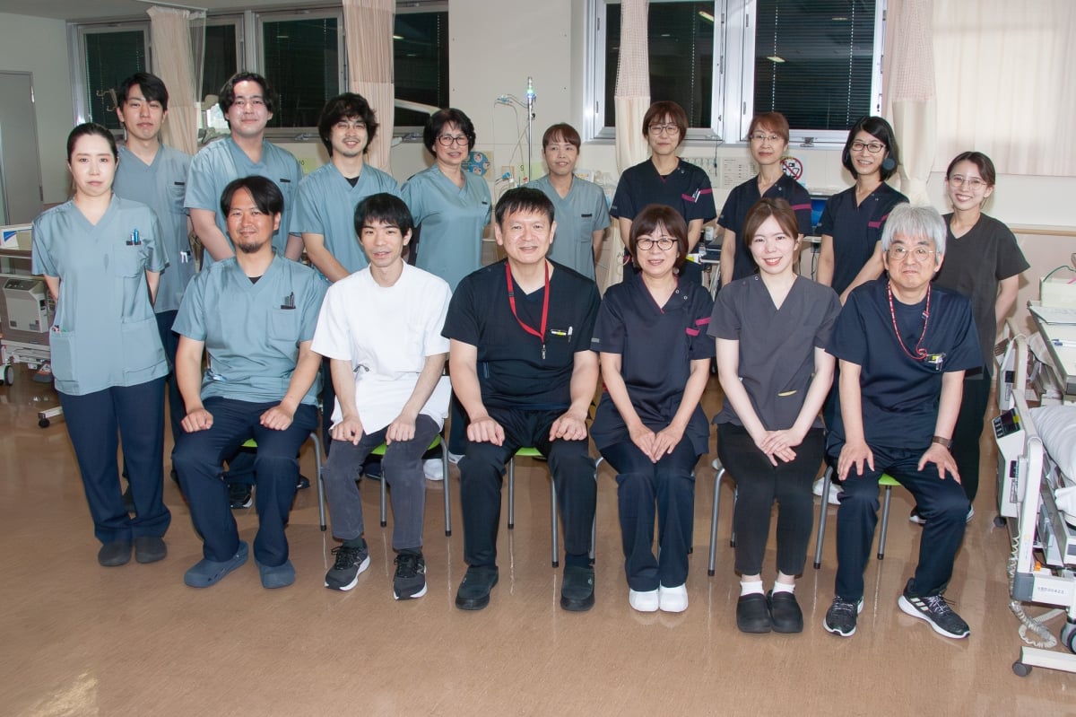 写真：スタッフ集合写真