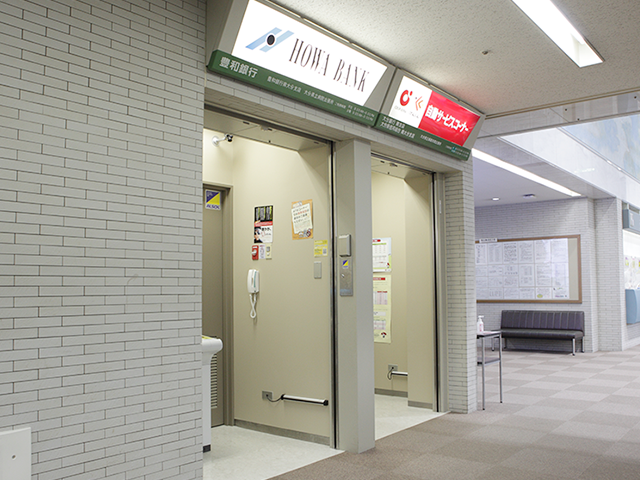 写真：ATM（豊和銀行 / 大分銀行・大分県信用組合）